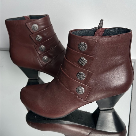 DANSKO Shoes - Dansko Burgundy Ankle Boots with Silver Buttons
